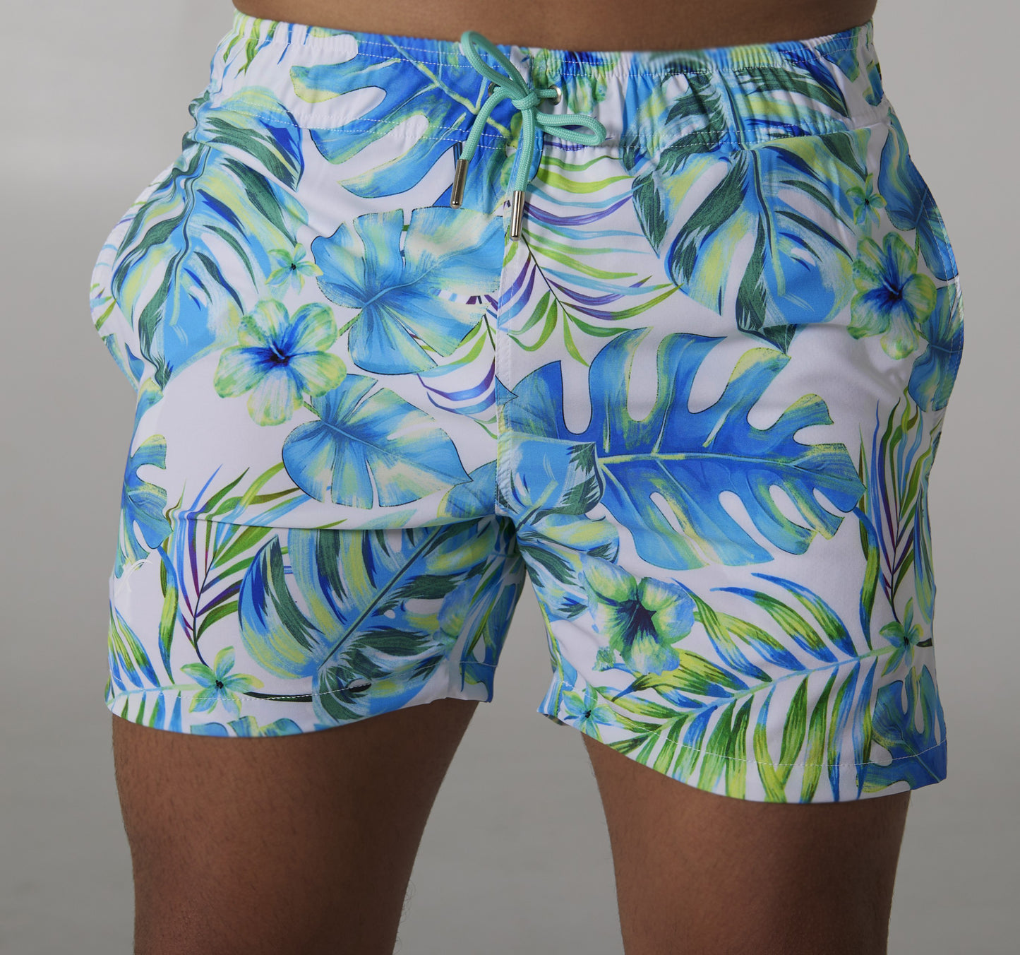 Tropical Breeze - The Short